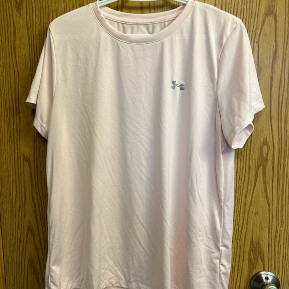 Under Armour tshirts - Picture 2 of 2